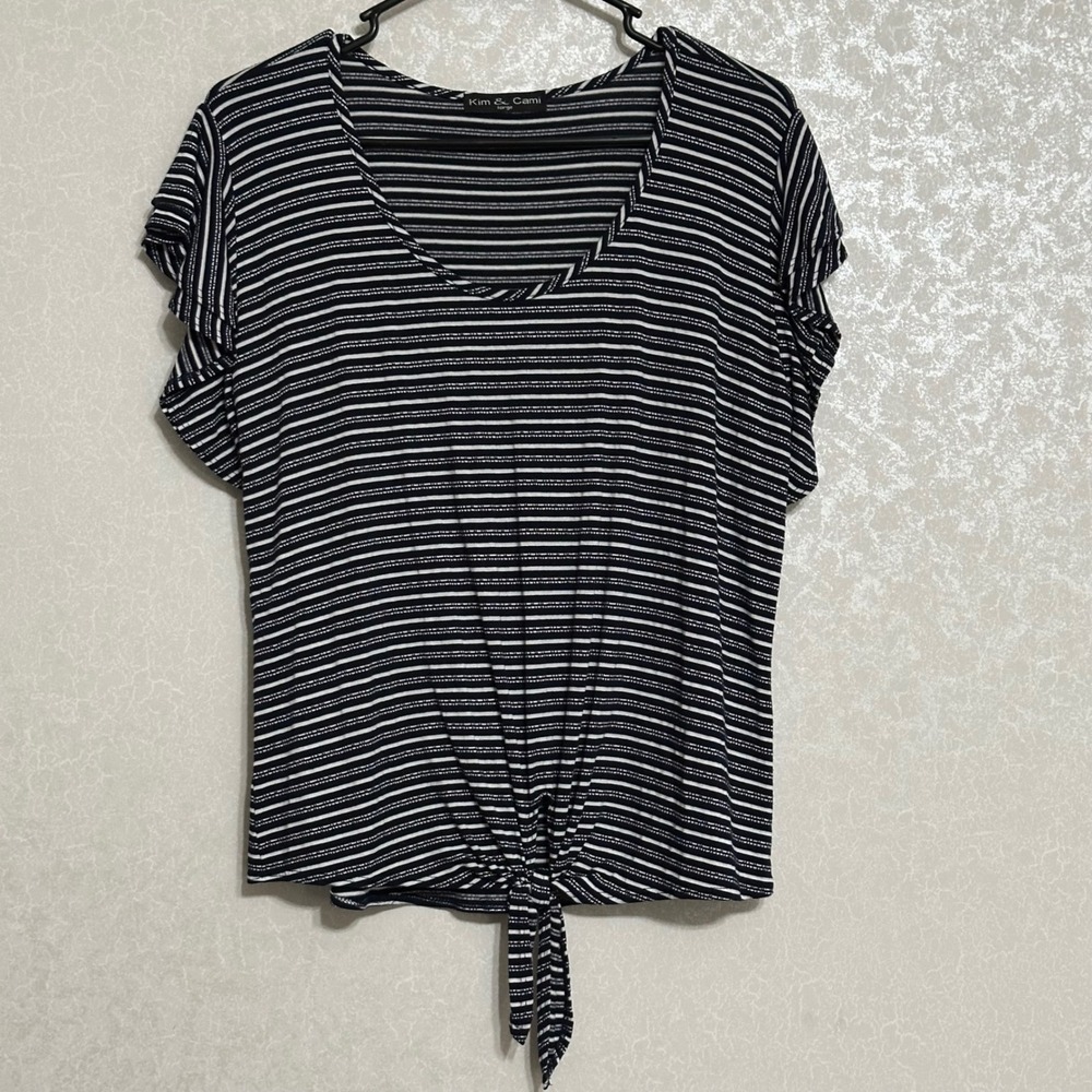 Kim & Cami Striped Tie‎ Front Top Black White Flutter Short Sleeve Blouse L